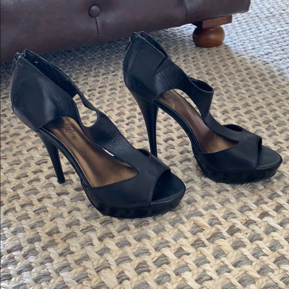 Black Platform Heels, Size 8